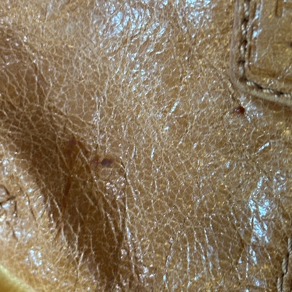 Vintage Fossil Small Leather Brown Flap Snap Crossbody. - Picture 3 of 6